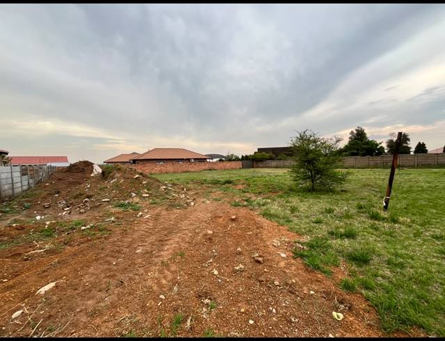 1,028M² VACANT LAND FOR SALE IN RIVERSDALE